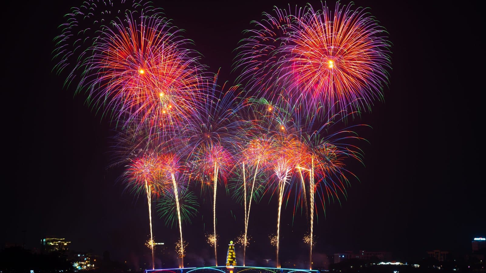 Smile Bright This Independence Day: Why the 4th of July Is the Perfect Time to Celebrate Your Dental Health
